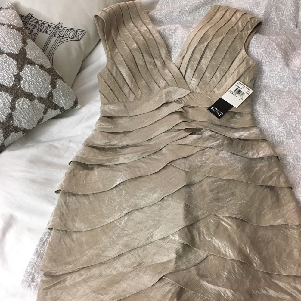 Champagne cocktail dress, size 6, Adrianna Papell